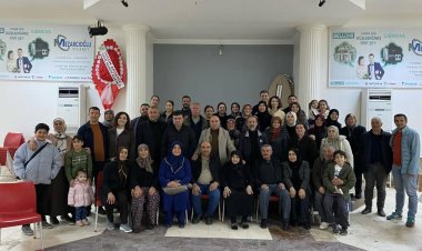 Sarıgöl’de Hizmet ve Gönül Köprüleri: Sarıgöl Belediyi Başkanı Tahsin Akdeniz Sahada!